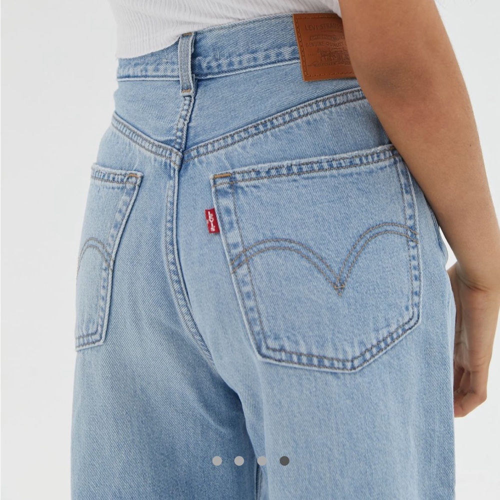 Levi’s High Loose Jeans - Picture 4 of 11